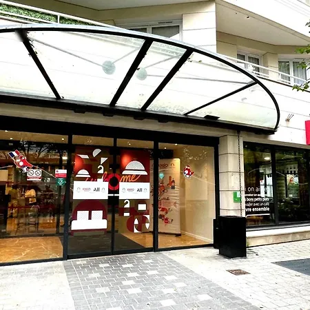 Cosy 2p Avec Balcon Paris La Defense Parking Gratuit *
